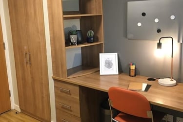 1 bed studio, Potterrow, Old Town, Edinburgh, EH89BT - Image 3